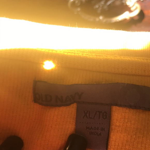 Old navy - Picture 2 of 2